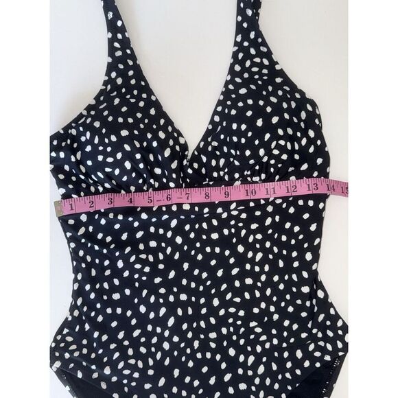 Leilani One Piece Swimsuit Black Adjustable Straps Flattering V Neck Bra‎ Cup 10 - Picture 6 of 13